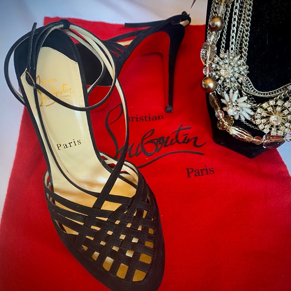 ❤️LUXURY❣️💎LOUBOUTIN -Designer Platform, Red Heel Stilettos❤️